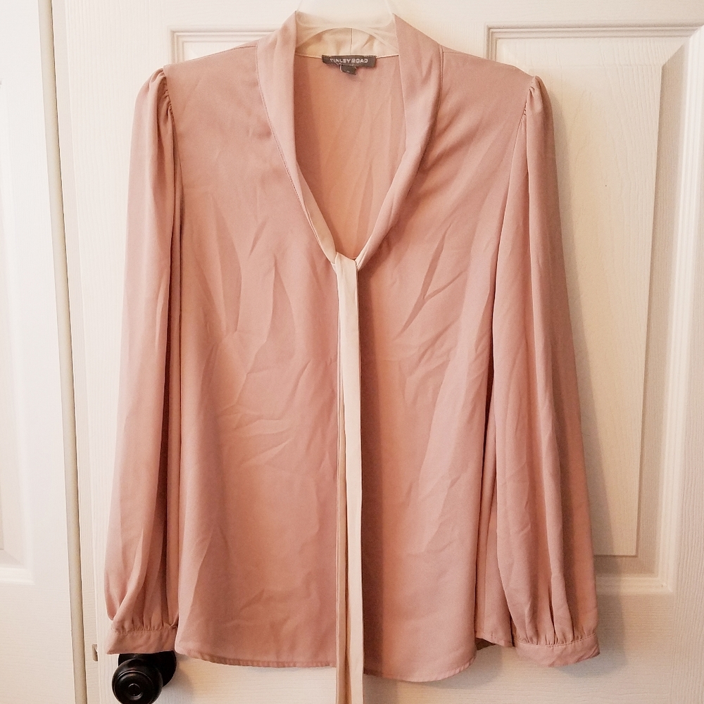 Tinley Road blush pink blouse